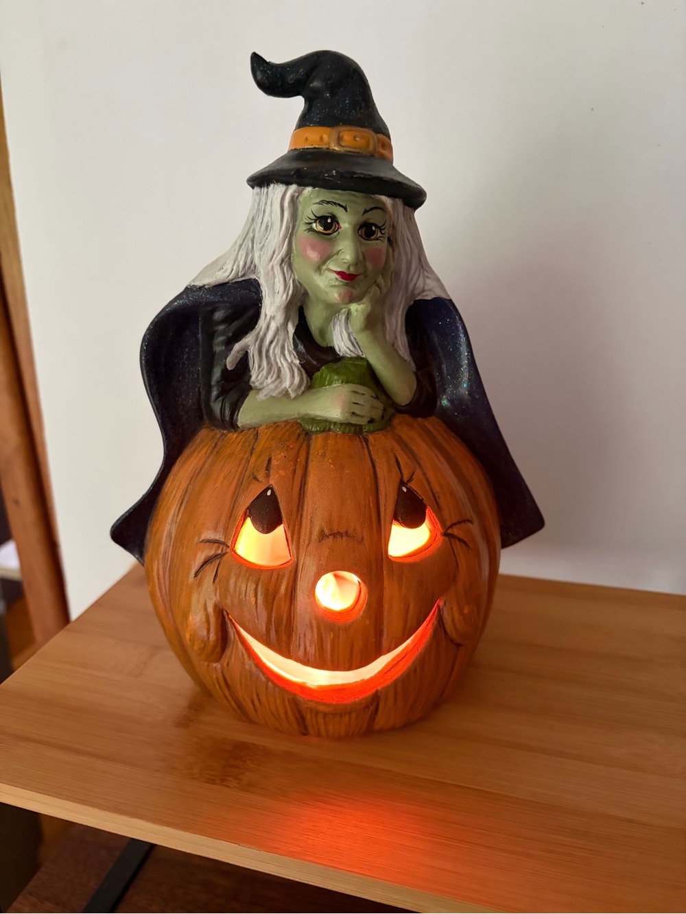 Vintage Halloween Witch Pumpkin Ceramic Decorative Light w. Switch Cottagecore